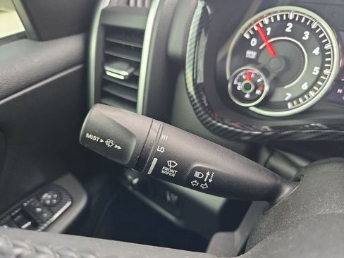 Used 2022 RAM 1500 Big Horn AWD/4WD image 24
