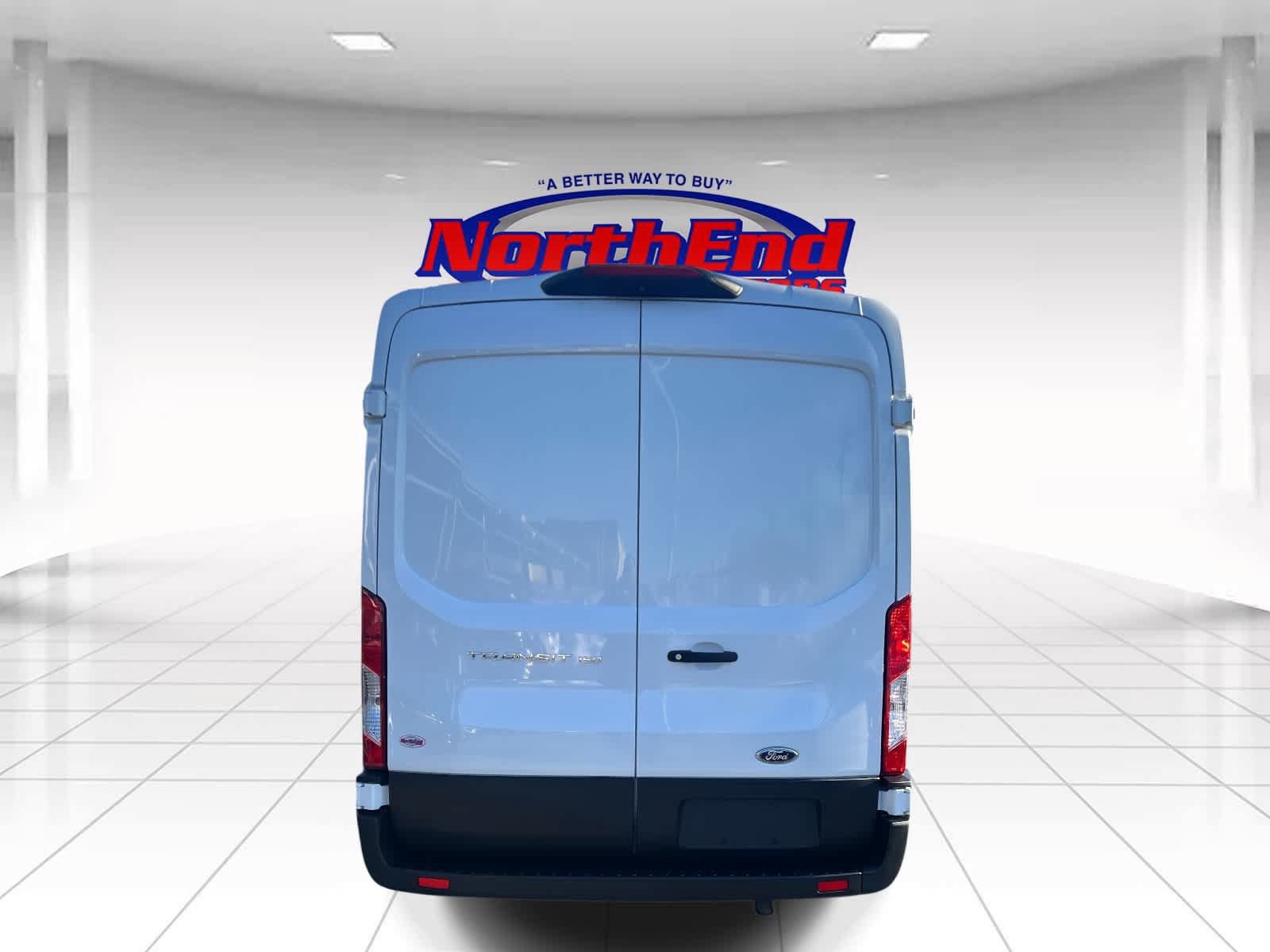 Used 2023 Ford Transit 150 Medium Roof RWD image 4