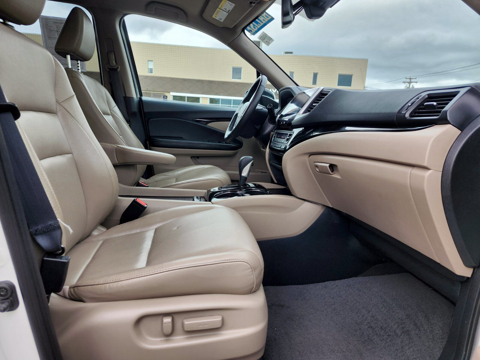 Used 2017 Honda Ridgeline RTL-E image 10