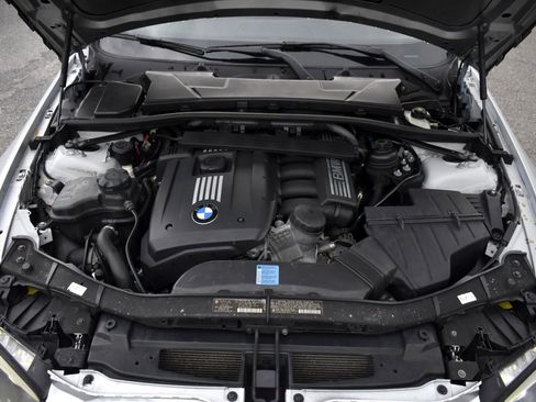 Used 2011 BMW 328i xDrive Coupe image 22