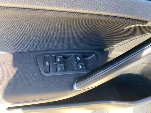 Used 2021 Volkswagen GTI S image 23