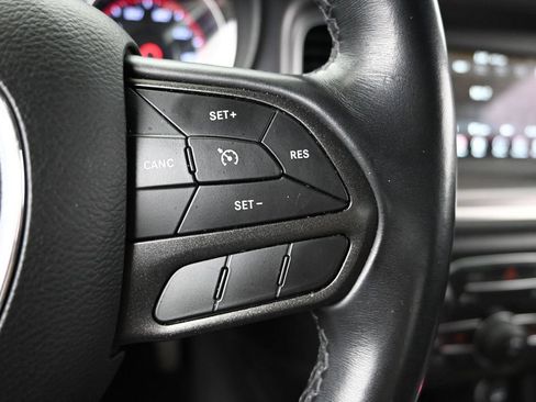 Used 2022 Dodge Charger SXT RWD image 20