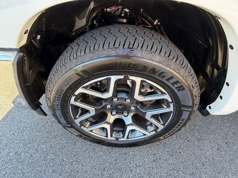 Certified 2025 RAM 1500 Laramie image 13