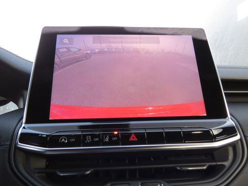 New 2026 Jeep Compass Latitude image 26