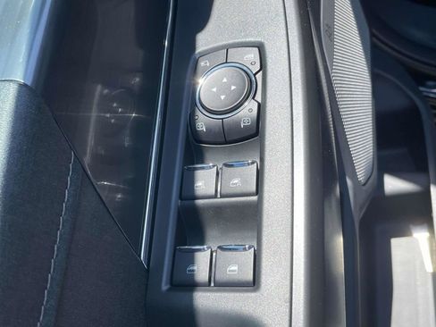 New 2025 Ford F150 Lariat AWD/4WD image 15