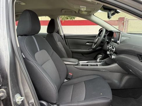 Used 2024 Nissan Sentra SV FWD image 28
