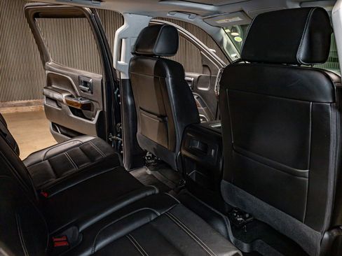 Used 2018 GMC Sierra 2500 Denali w/ Duramax Plus Package image 23