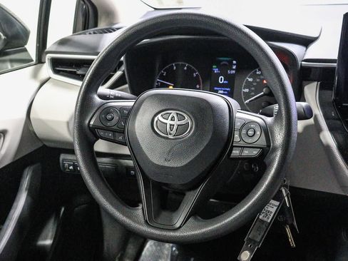 Certified 2025 Toyota Corolla LE FWD image 17