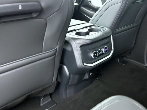 New 2026 Ford Expedition Active AWD/4WD image 23