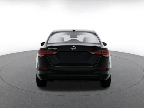 Used 2025 Nissan Sentra SV FWD image 8
