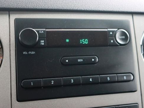 Used 2017 Ford F650 2WD SuperCab Super Duty image 10