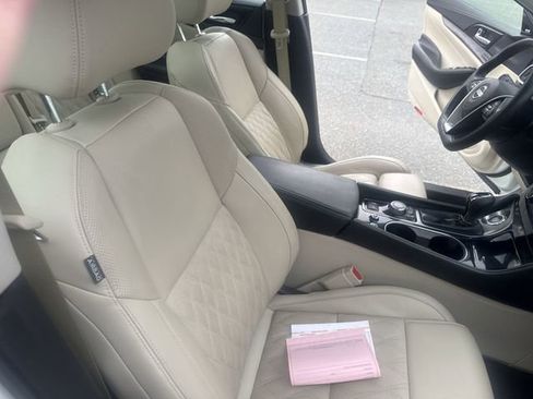 Used 2023 Nissan Maxima Platinum w/ Sport Mat Group FWD image 29