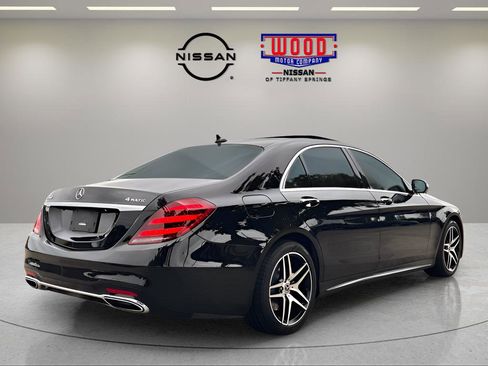 Used 2018 Mercedes-Benz S 560 4MATIC Sedan image 3