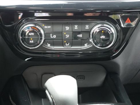 New 2026 Chevrolet Trax RS w/ Driver Confidence Package FWD image 19