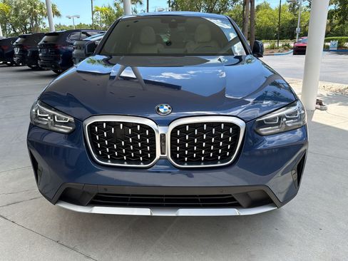 Used 2022 BMW X4 xDrive30i w/ Parking Assistance Package AWD/4WD image 6