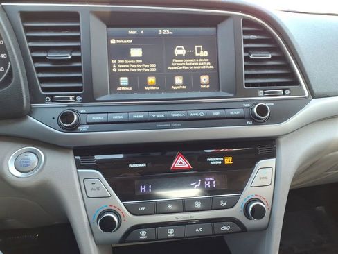 Used 2017 Hyundai Elantra ECO w/ Cargo Package image 15