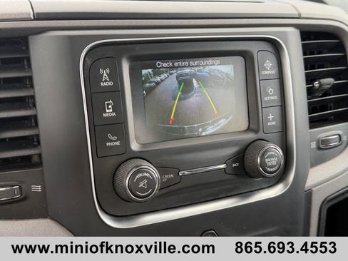 Used 2016 RAM 2500 Tradesman w/ Chrome Appearance Group AWD/4WD image 28