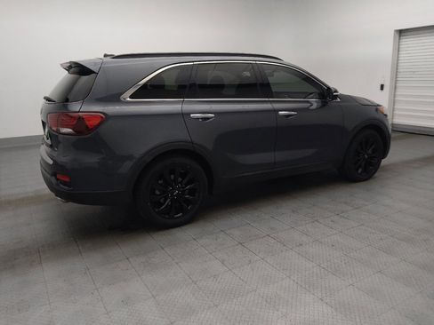 Used 2019 Kia Sorento S FWD image 10
