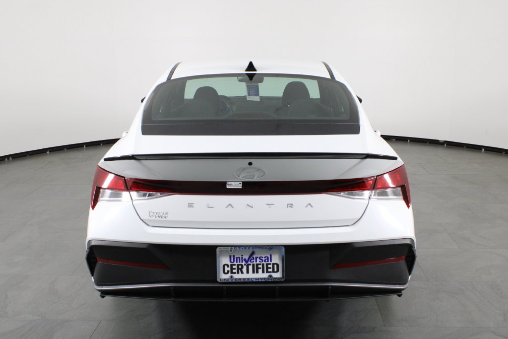 Certified 2026 Hyundai Elantra Sport FWD image 11