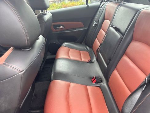 Used 2014 Chevrolet Cruze LT w/ RS Package image 11