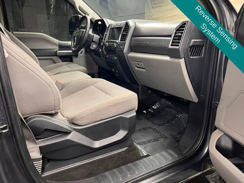 Used 2018 Ford F250 XLT w/ XLT Value Package image 8