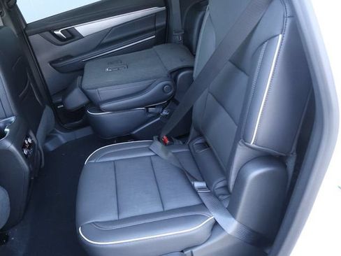 New 2026 Buick Enclave Preferred w/ Power Package AWD/4WD image 14