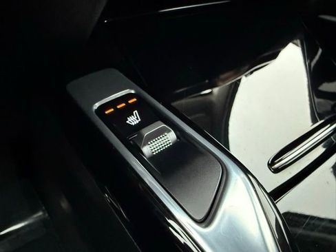 Used 2023 Kia Sorento SX image 32