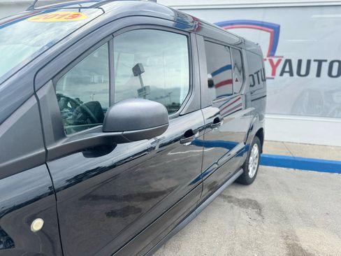 Used 2019 Ford Transit Connect XLT FWD image 5