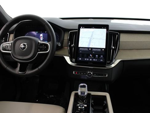 New 2026 Volvo XC90 B6 Plus w/ Protection Package Premier AWD/4WD image 9