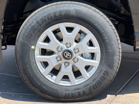 New 2025 Toyota Tacoma SR5 image 33