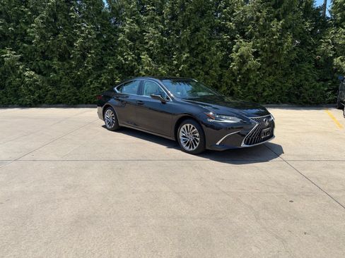 Used 2024 Lexus ES 350 Ultra Luxury w/ Accessory Package (Z2) FWD image 1
