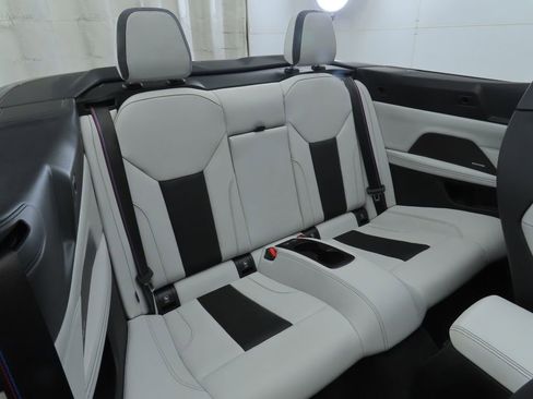 Used 2022 BMW M4 xDrive Competition w/ Executive Package image 30