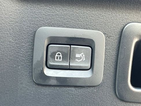 Certified 2024 MAZDA CX-90 3.3 Turbo w/ Premium Package image 17