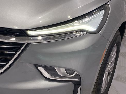 Used 2024 Buick Enclave Premium image 29