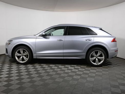 Used 2022 Audi Q8 Premium Plus AWD/4WD image 2