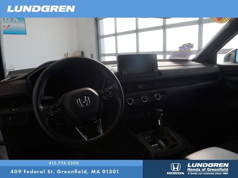 Used 2023 Honda CR-V Sport image 16