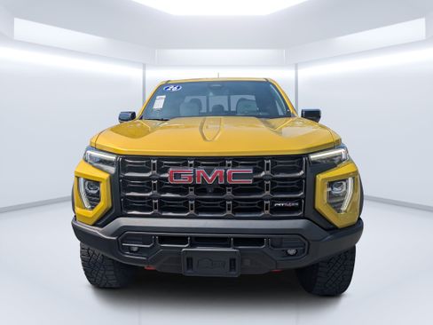 Used 2024 GMC Canyon AT4X w/ AT4X AEV Edition AWD/4WD image 8