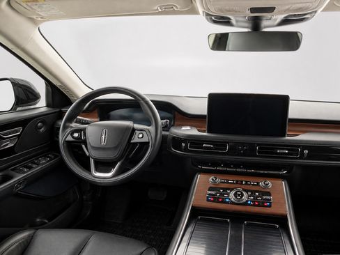 Used 2023 Lincoln Aviator Reserve w/ Jet Package AWD/4WD image 24
