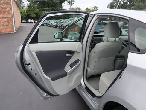 Used 2011 Toyota Prius Three w/ Navigation Pkg FWD image 16