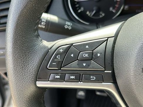 Certified 2020 Nissan Rogue S w/ Special Edition Package AWD/4WD image 11