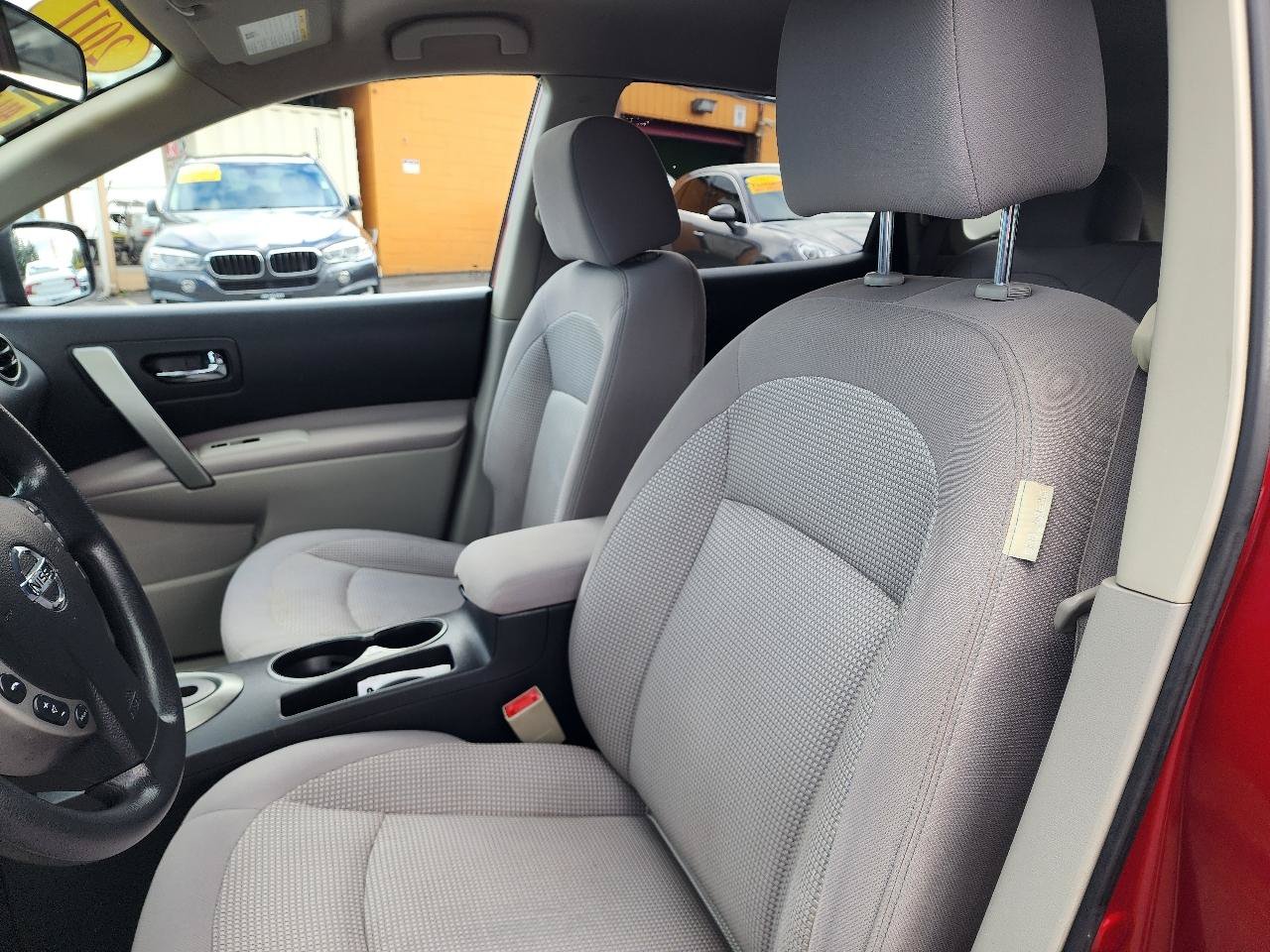 Used 2011 Nissan Rogue SV AWD/4WD image 13