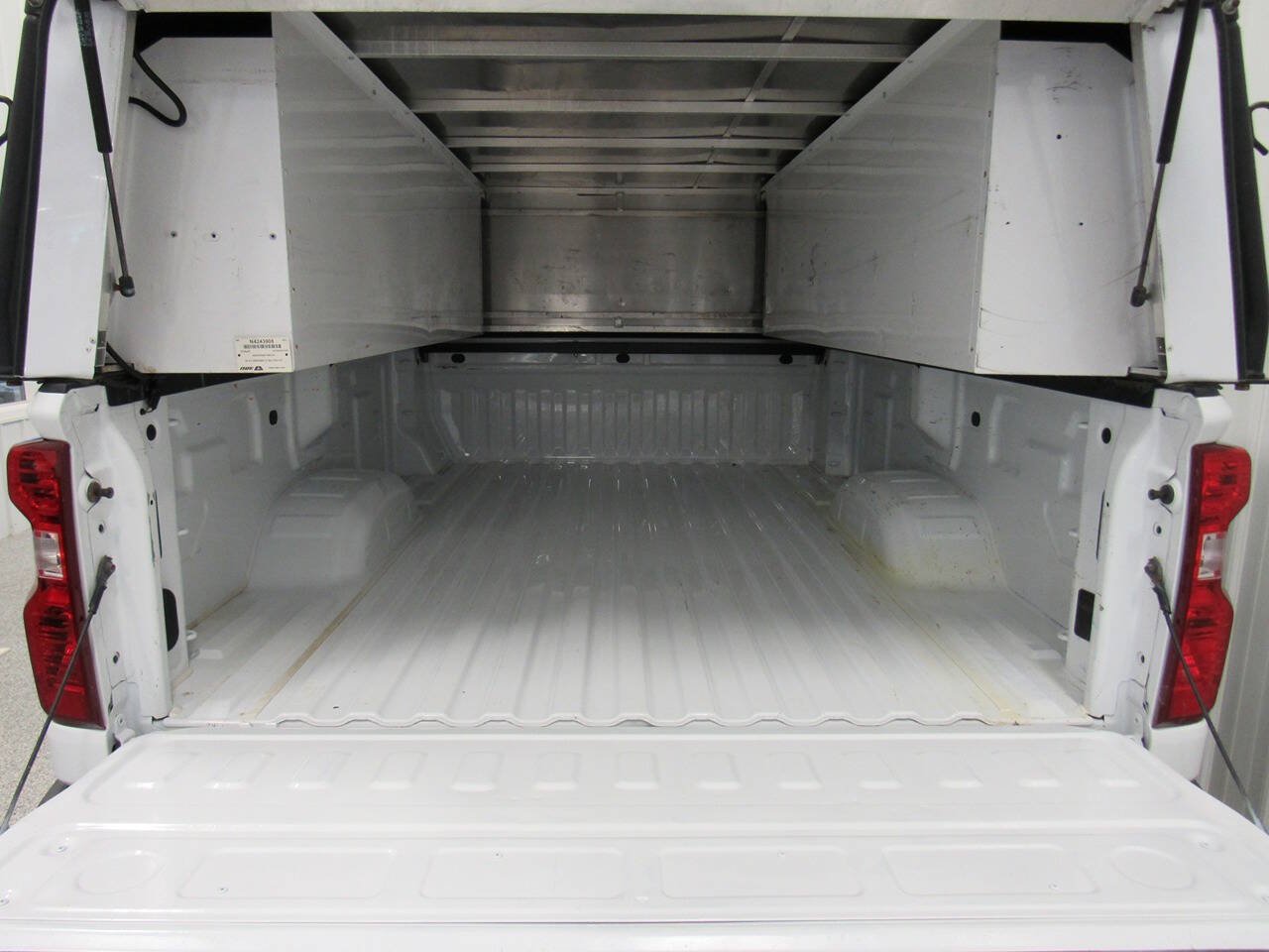 Used 2023 Chevrolet Silverado 2500 W/T w/ WT Fleet Convenience Package RWD image 16