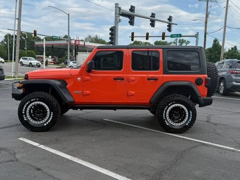 Used 2018 Jeep Wrangler Unlimited Sport AWD/4WD image 9