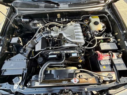 Used 2002 Toyota 4Runner Limited image 40