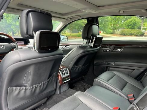Used 2012 Mercedes-Benz S 550 4MATIC w/ Sport Pkg image 15
