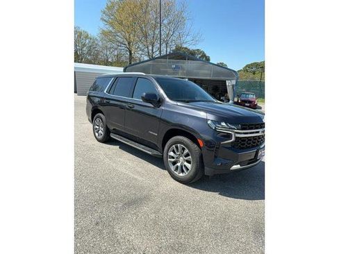 Used 2024 Chevrolet Tahoe LS w/ Driver Alert Package image 5