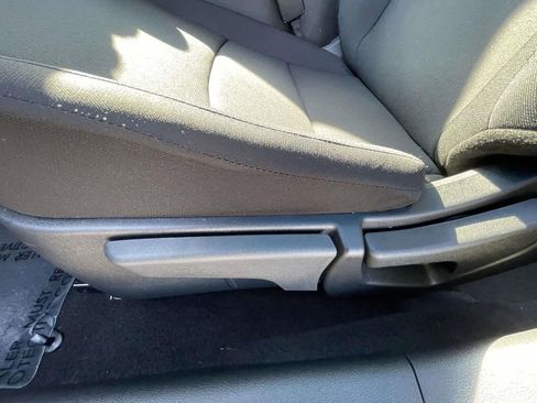 Used 2025 Nissan Sentra S image 14