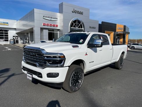 New 2026 RAM 2500 Limited AWD/4WD image 1