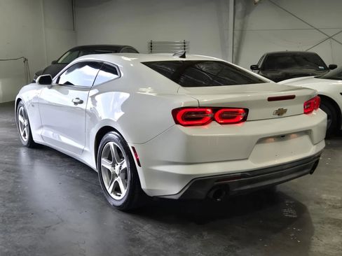 Used 2020 Chevrolet Camaro LT RWD image 2