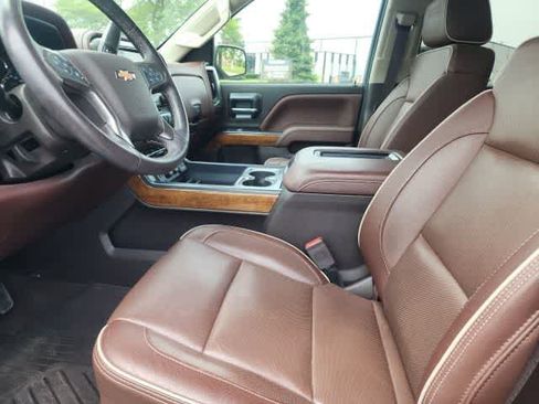 Used 2018 Chevrolet Silverado 1500 High Country w/ LPO, Protection Package AWD/4WD image 27